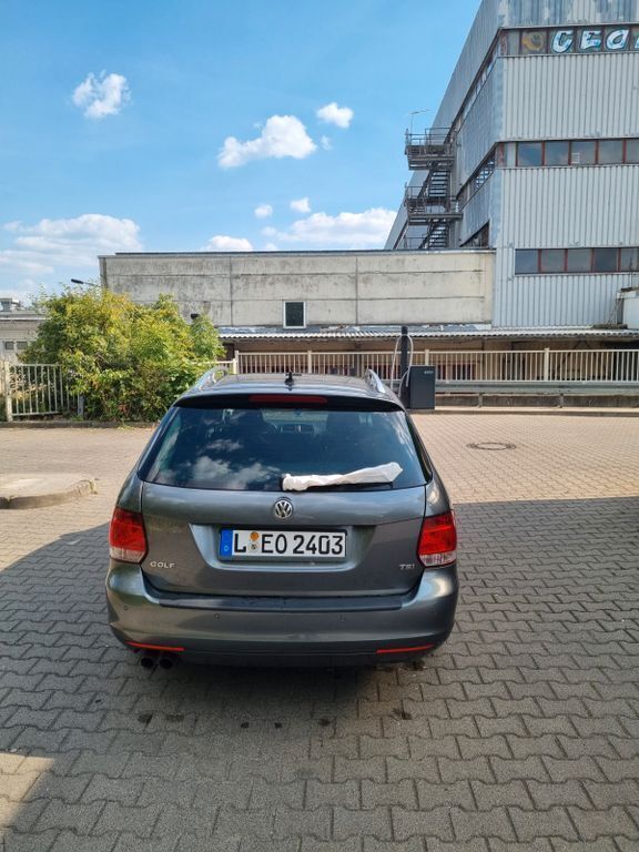 Schwarz Gebraucht 2012 VW Golf VII Match Kombi | 5.400 € (Guter Preis) - Bild 1/3