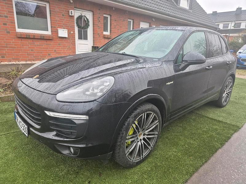 Schwarz Gebraucht 2017 Porsche Cayenne S SUV | 37.500 € - Bild 1/4