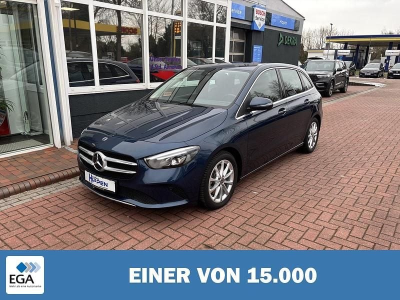 Gebraucht Mercedes B220 Progressive 190 PS (139 kW) 2019 Blau metallic Van / Kleinbus