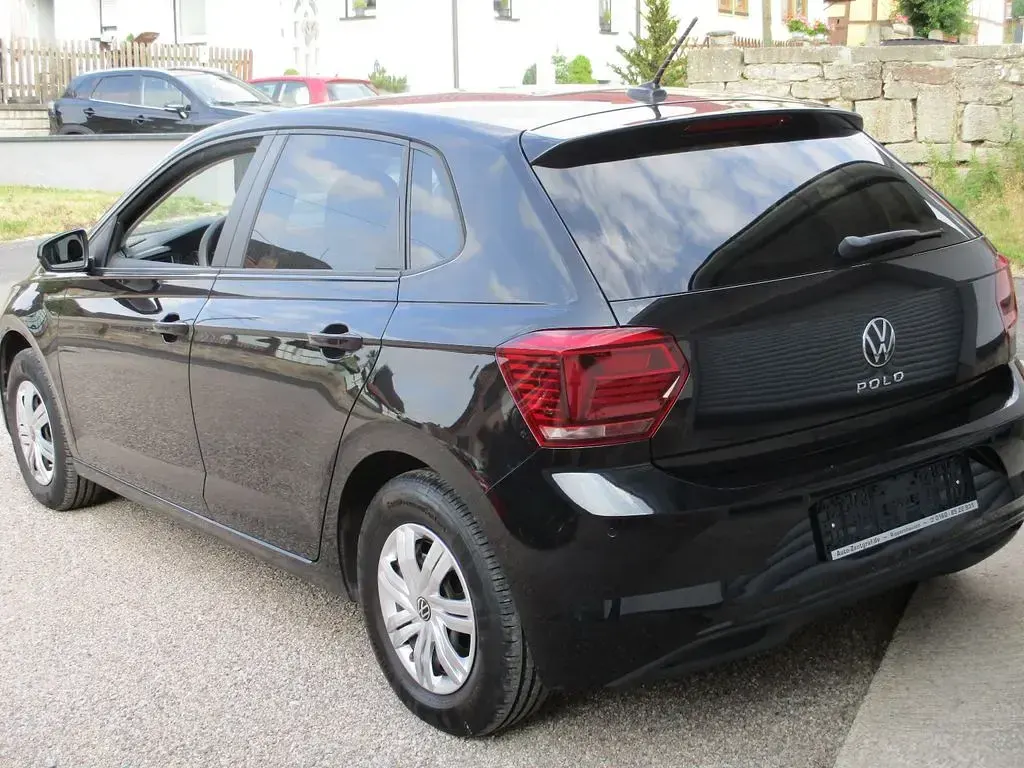 Gebraucht VW Polo 80 PS (58 kW) 2021 Schwarz Kleinwagen