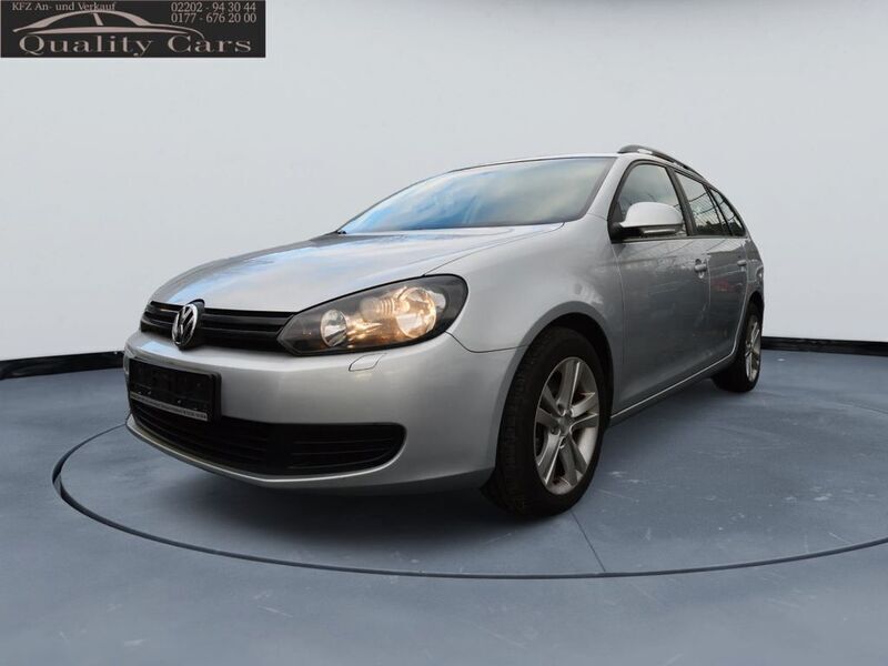 Silber Gebraucht 2013 VW Golf VI Kombi | 3.999 € (Guter Preis) - Bild 1/4