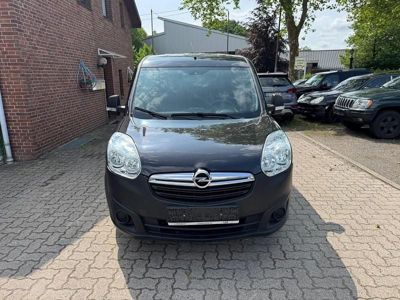 Gebraucht Opel Combo 95 PS (69 kW) 2017 Schwarz Van / Kleinbus