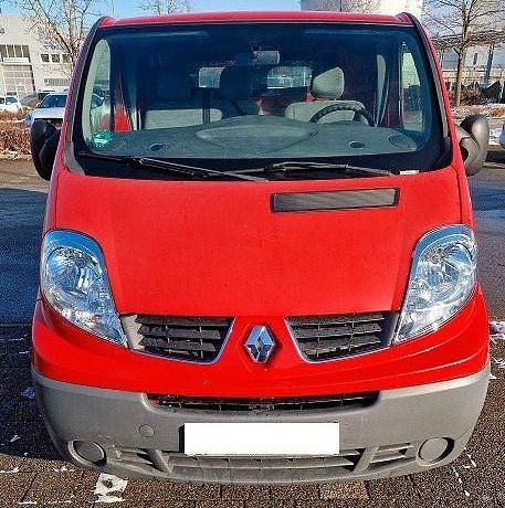 Rot Gebraucht 2013 Renault Trafic Van / Kleinbus | 5.700 € (Fairer Preis) - Bild 1/4