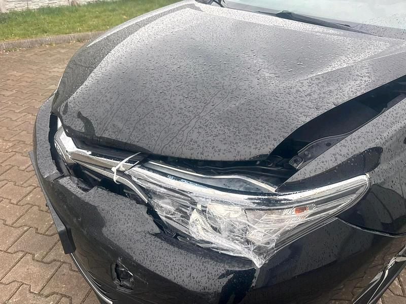 Gebraucht Toyota Auris 115 PS (84 kW) 2017 Schwarz Kombi