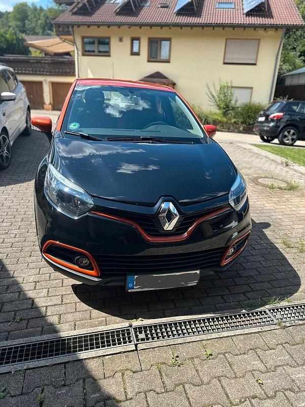 Schwarz Gebraucht 2015 Renault Captur SUV | 7.800 € (Guter Preis) - Bild 1/4