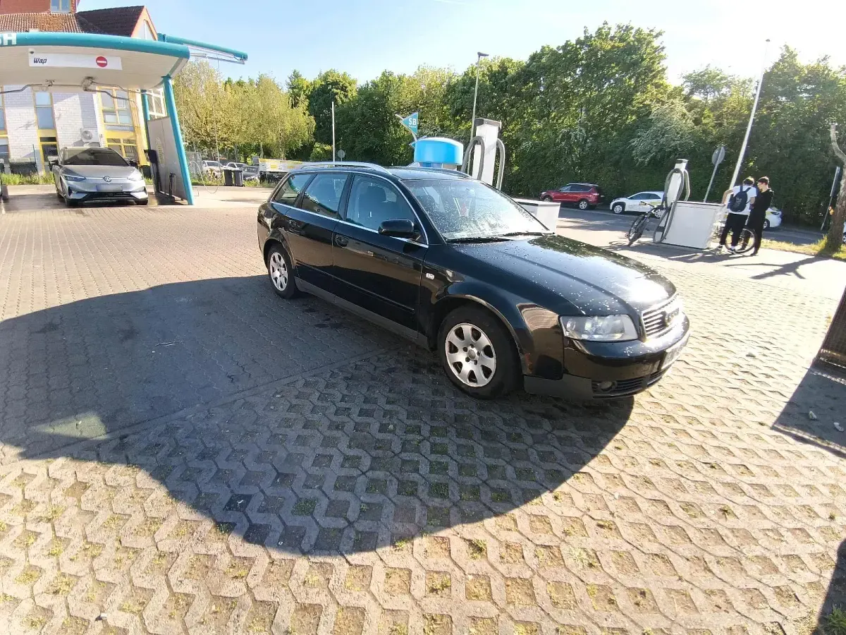 Usata Audi A4 130 CV (95 kW) 2003 Nero Station wagon