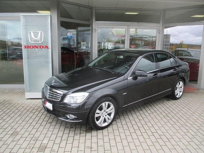 Gebraucht Mercedes C180 156 PS (114 kW) 2008 Schwarz Limousine