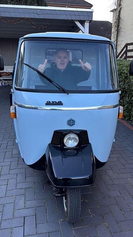 Second-hand Piaggio APE 14 CP (10 kW) 1982 Albastru Van
