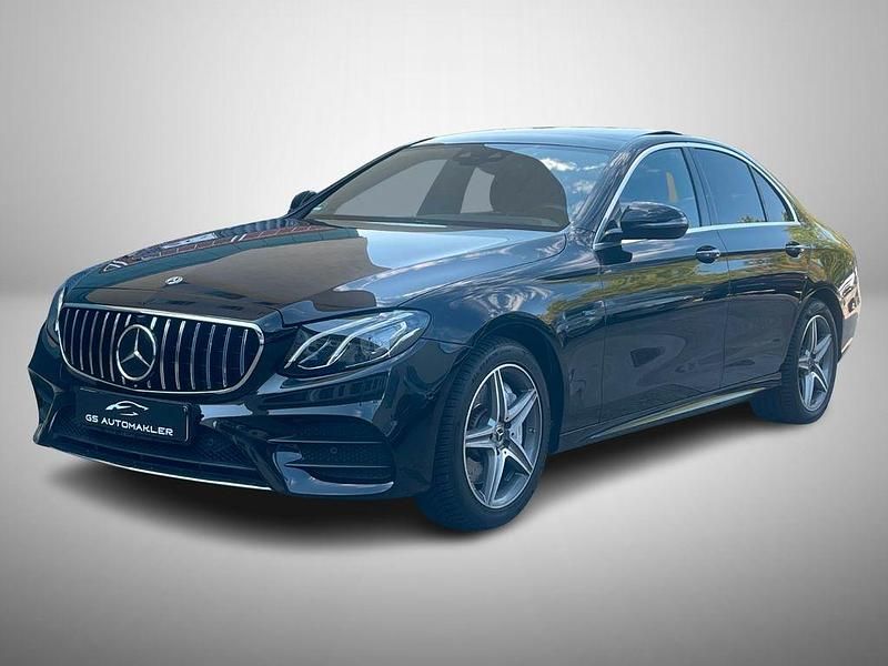 Schwarz Gebraucht 2019 Mercedes E300 AMG Limousine | 30.500 € (Guter Preis) - Bild 1/4