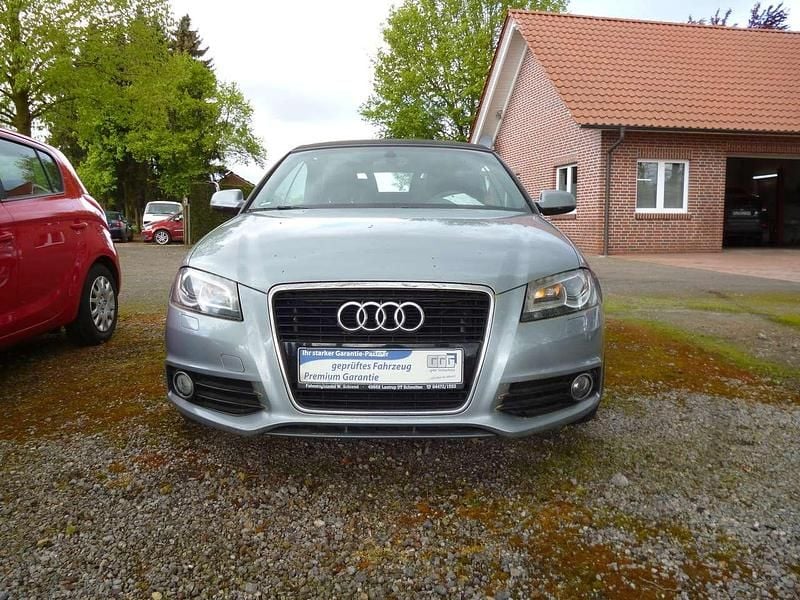 Monzasilber metallic Gebraucht 2014 Audi A3 Cabriolet S-Line Cabrio | 10.900 € (Superpreis) - Bild 1/4