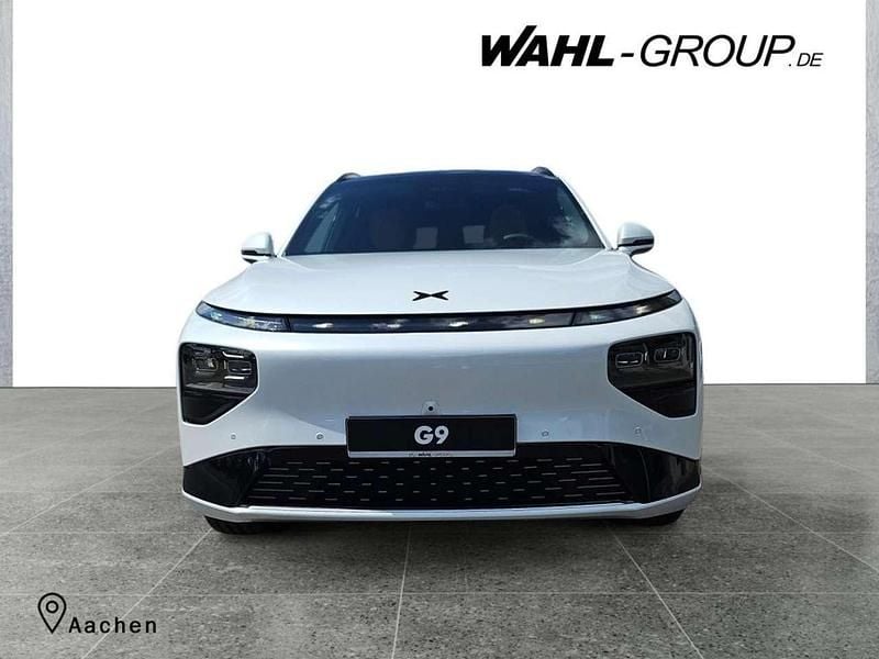 Weiß Gebraucht 2025 XPENG G9 AWD Performance SUV | 66.980 € (Fairer Preis) - Bild 1/4