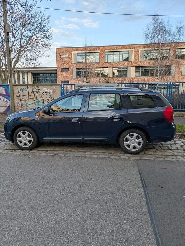 Gebraucht Dacia Logan 90 PS (66 kW) 2015 Blau Kombi