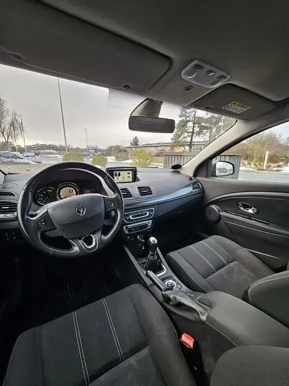Gebraucht Renault Mégane Expression 110 PS (80 kW) 2014 Schwarz Limousine