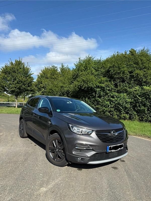 Grau Gebraucht 2019 Opel Grandland X SUV | 12.499 € (Superpreis) - Bild 1/4