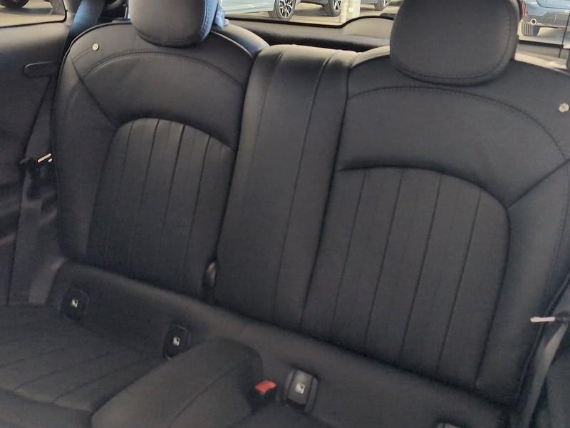 Gebraucht Mini Cooper SE 135 kW (184 PS) 2022 Island blue metallic Kleinwagen