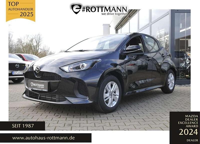 Schwarz (opera black metallic) Neu 2025 Mazda 2 Center-Line Kleinwagen | 23.470 € (Fairer Preis) - Bild 1/4