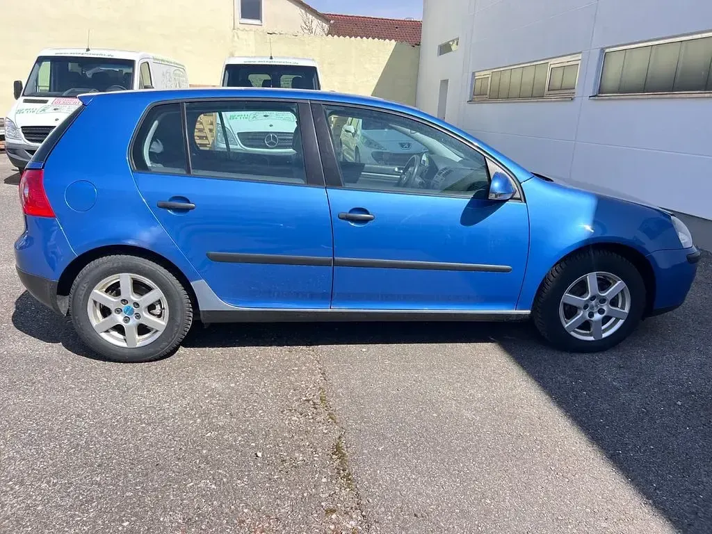 Gebraucht VW Golf IV Trendline 75 PS (55 kW) 2003 Blau Limousine