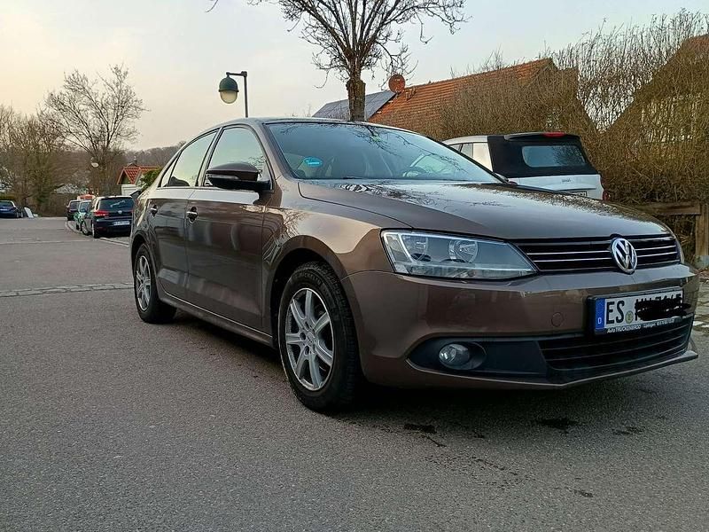 Gebraucht VW Jetta Comfortline 105 PS (77 kW) 2012 Limousine