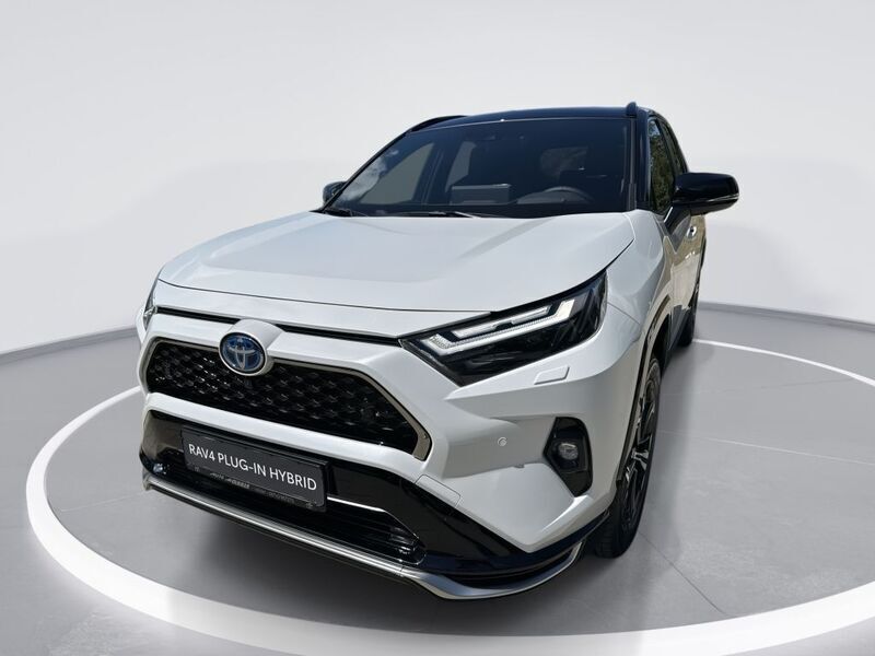 Weiß Neu 2025 Toyota RAV4 Hybrid Style SUV | 61.990 € (Teuer) - Bild 1/4