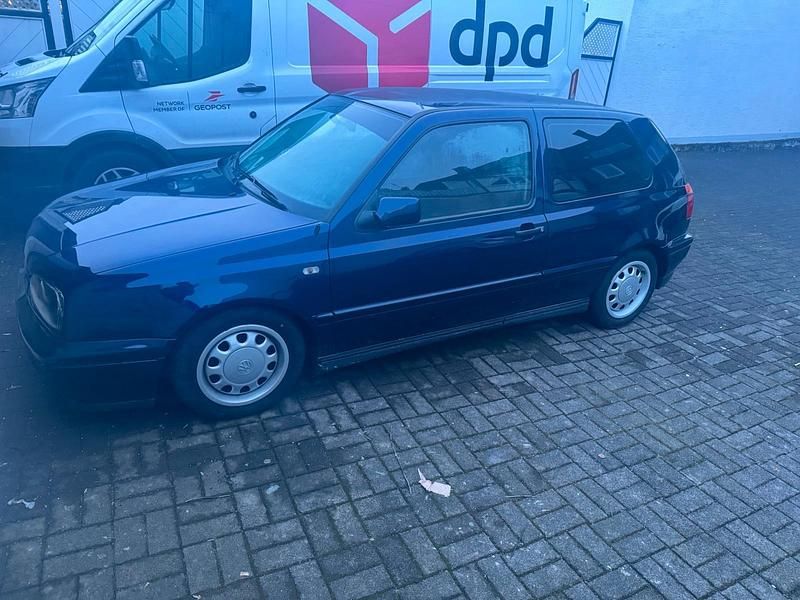 Gebraucht VW Golf 1996 Blau Coupé