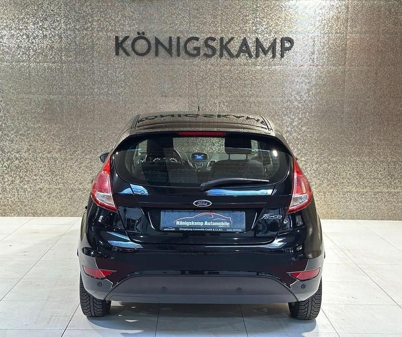 Gebraucht Ford Fiesta Celebration 80 PS (58 kW) 2016 Schwarz Limousine