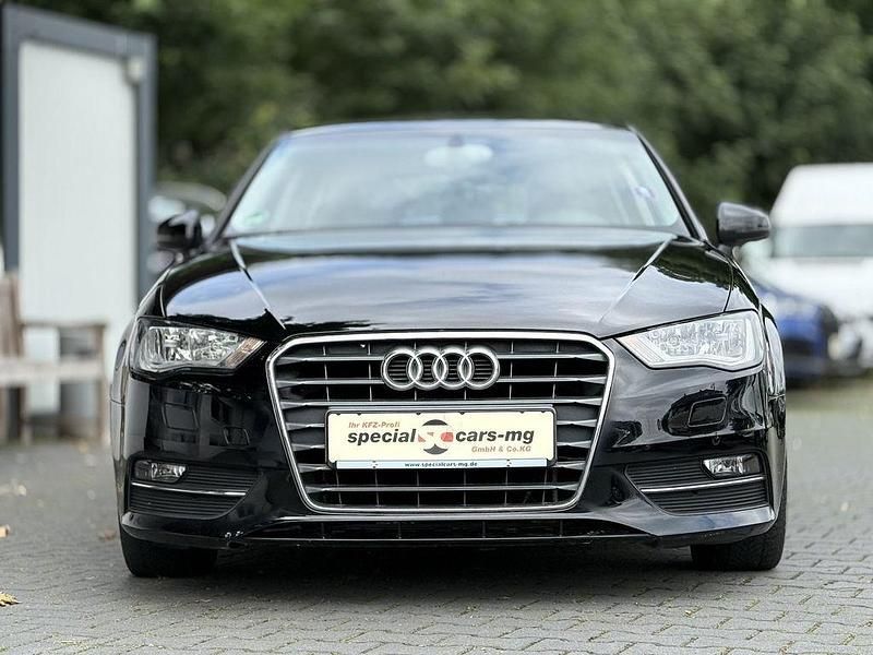 Gebraucht Audi A3 Attraction 110 PS (80 kW) 2014 Schwarz Limousine
