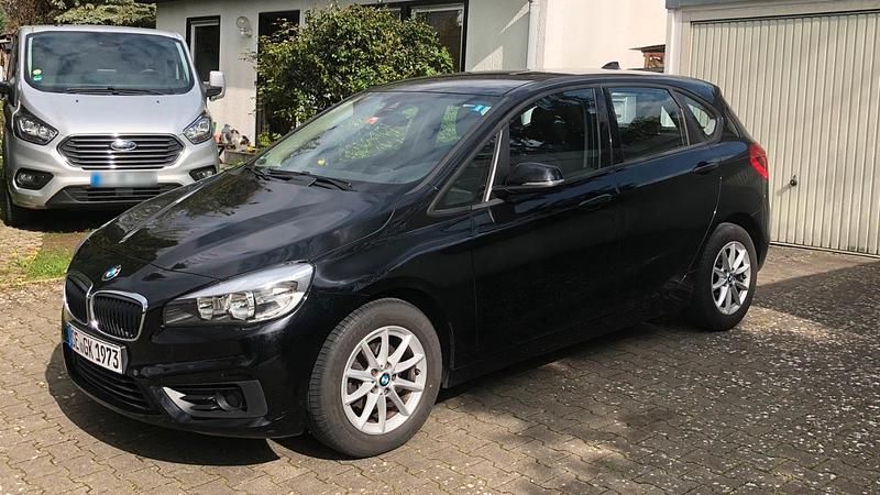 Gebraucht BMW 216 101 PS (74 kW) 2016 Schwarz Kombi