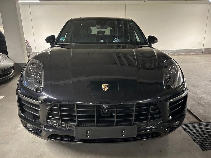 Gebraucht Porsche Macan S Sport 258 PS (189 kW) 2015 Schwarz SUV