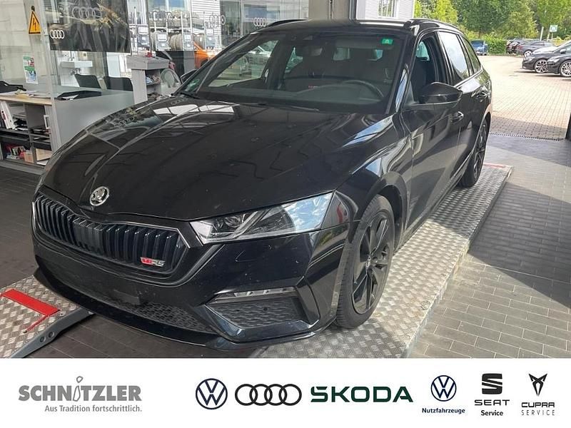 Blackmagic perleffekt Gebraucht 2024 Skoda Octavia RS Kombi | 36.980 € (Guter Preis) - Bild 1/3