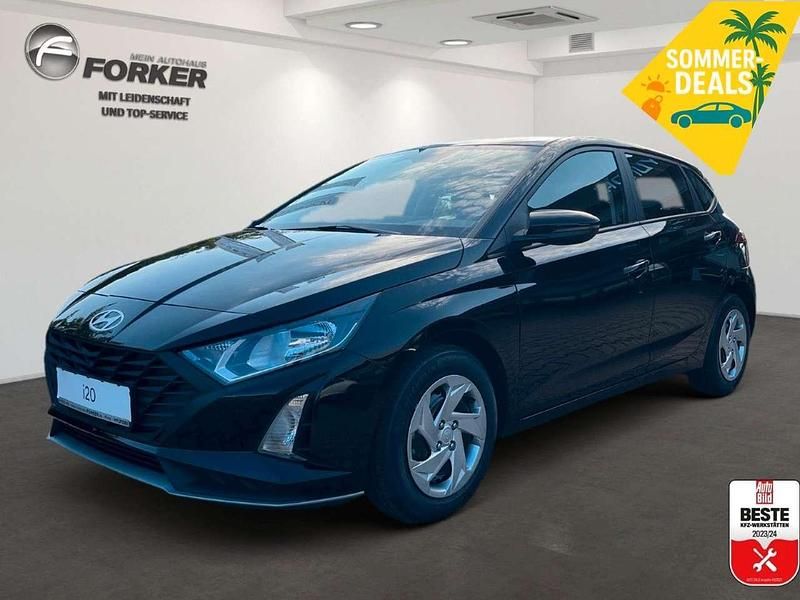 Phantom black Gebraucht 2024 Hyundai i20 Select Kleinwagen | 17.886 € (Etwas zu teuer) - Bild 1/4