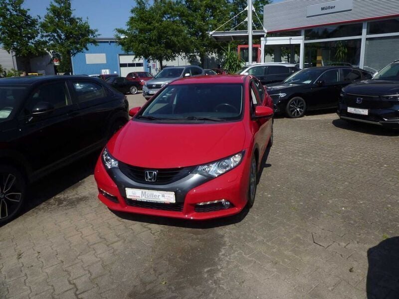 Gebraucht Honda Civic Lifestyle 141 PS (103 kW) 2014 Rot Limousine