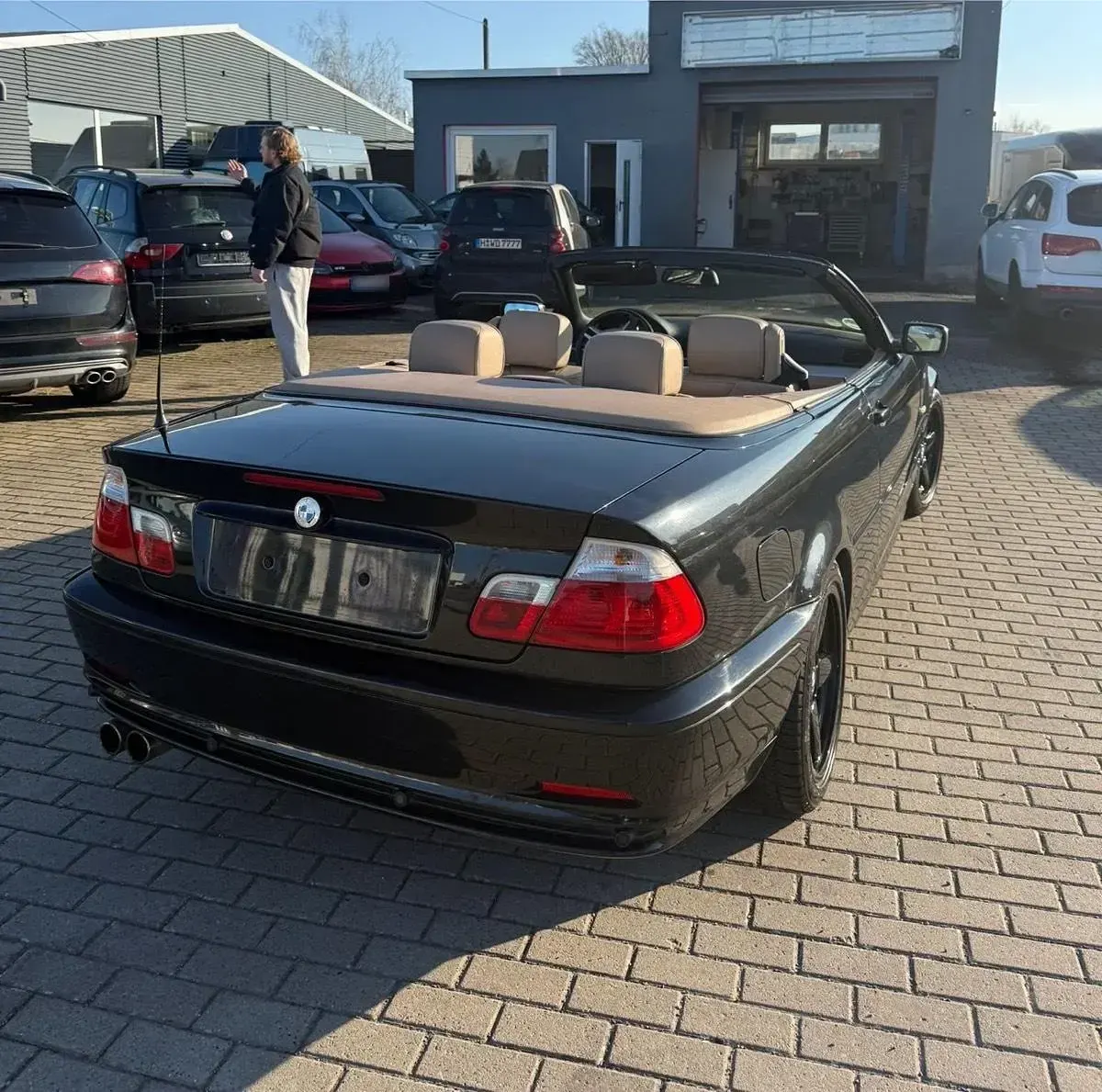 Gebraucht BMW 318 143 PS (105 kW) 2002 Schwarz Cabrio