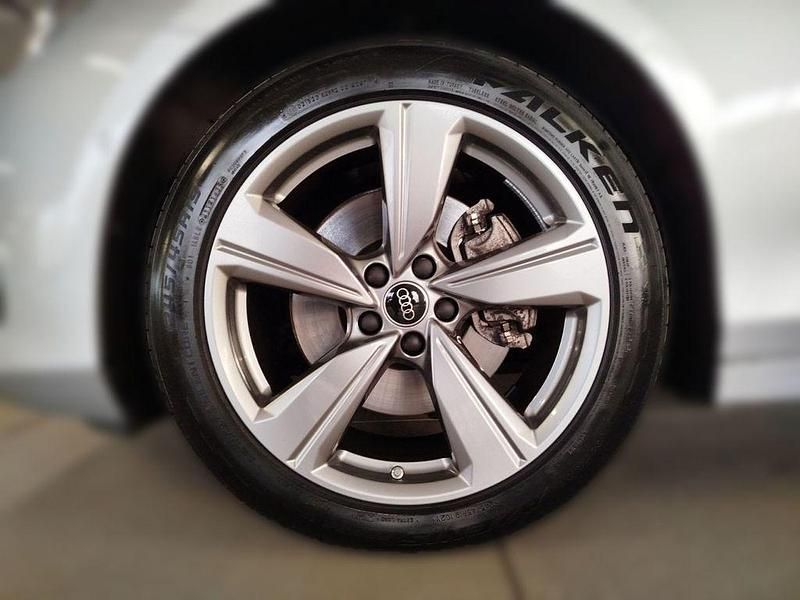 Gebraucht Audi A6 Advanced 204 PS (150 kW) 2025 Silber Kombi