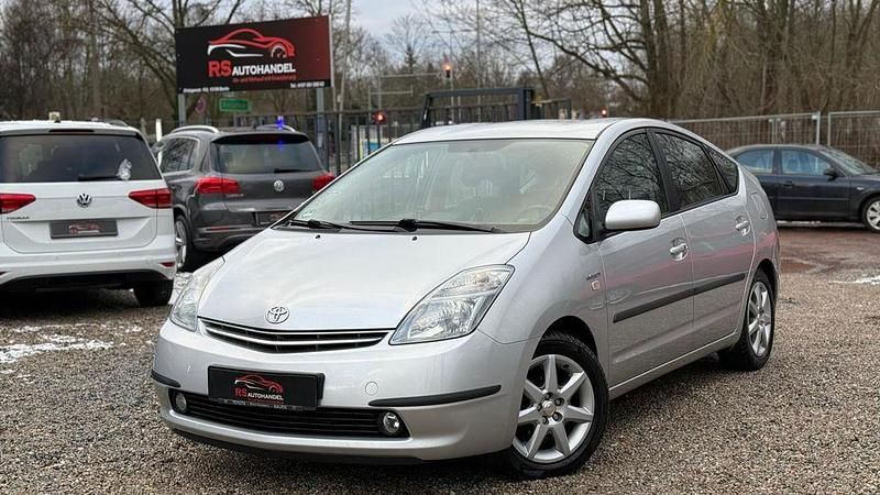 Gebraucht Toyota Prius Sol 77 PS (56 kW) 2006 Silber Kleinwagen
