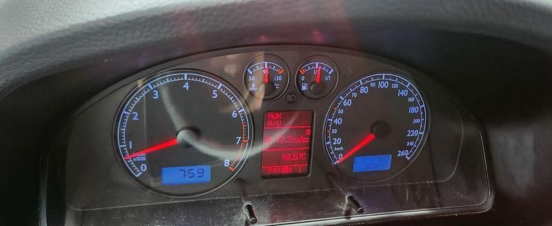 Grau Gebraucht 2006 VW Multivan R Van | 8.500 € (Guter Preis) - Bild 1/4