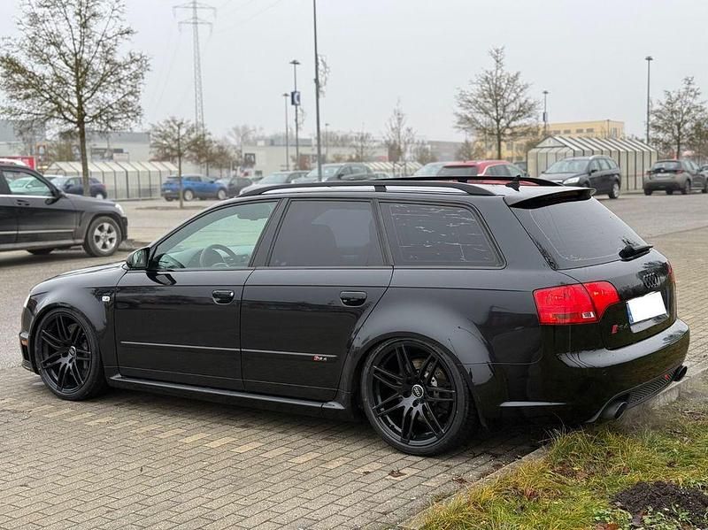 Gebraucht Audi RS4 Ambiente 420 PS (308 kW) 2006 Schwarz Kombi
