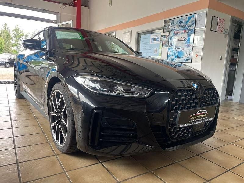 Schwarz Gebraucht 2023 BMW 420 Gran Coupé M Sport Coupé | 41.590 € (Fairer Preis) - Bild 1/4