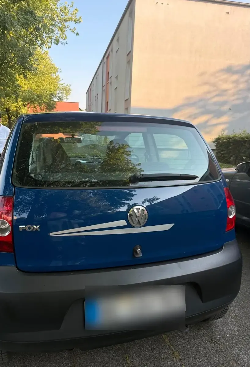 Gebraucht VW Fox 55 PS (40 kW) 2006 Blau Kleinwagen