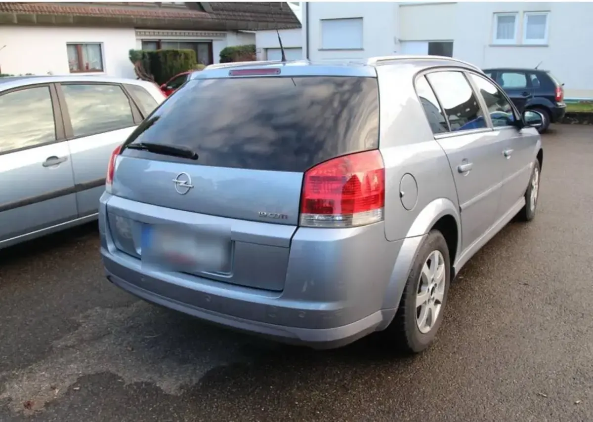 Gebraucht Opel Signum 150 PS (110 kW) 2008 Grün Kleinwagen