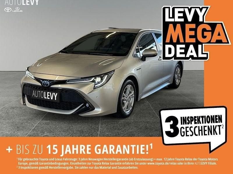 Cosmicsilber metallic Gebraucht 2021 Toyota Corolla Team Kombi | 19.870 € (Guter Preis) - Bild 1/4