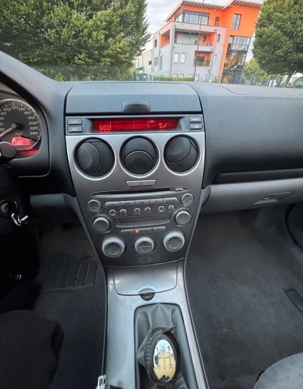 Schwarz Gebraucht 2003 Mazda 6 Comfort Kombi | 1.000 € (Fairer Preis) - Bild 1/4