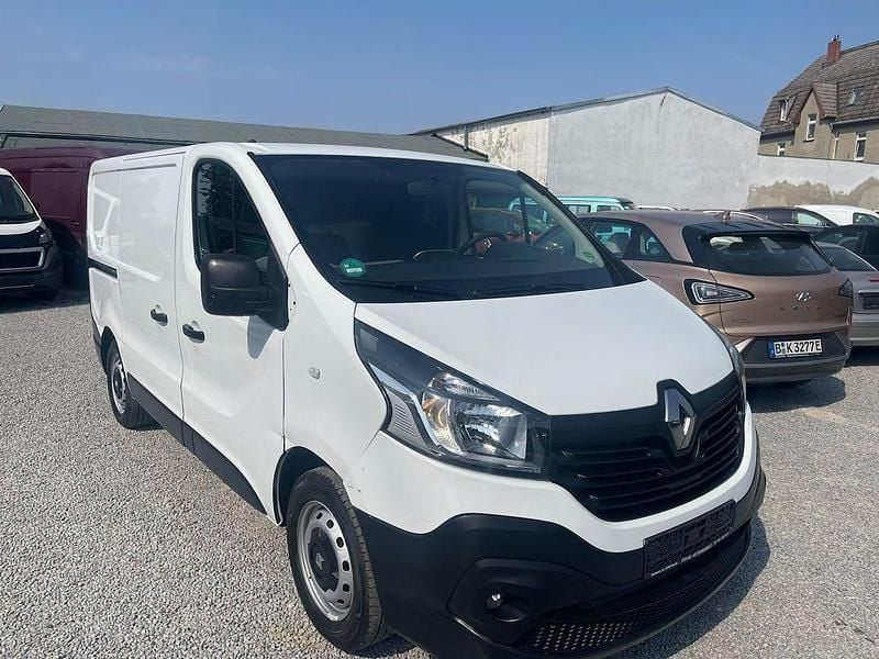 Weiß Gebraucht 2019 Renault Trafic Komfort Van | 10.990 € (Superpreis) - Bild 1/4