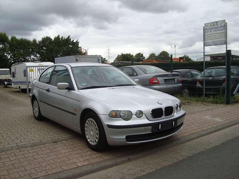 Gebraucht BMW 316 116 PS (85 kW) 2001 Silber Limousine