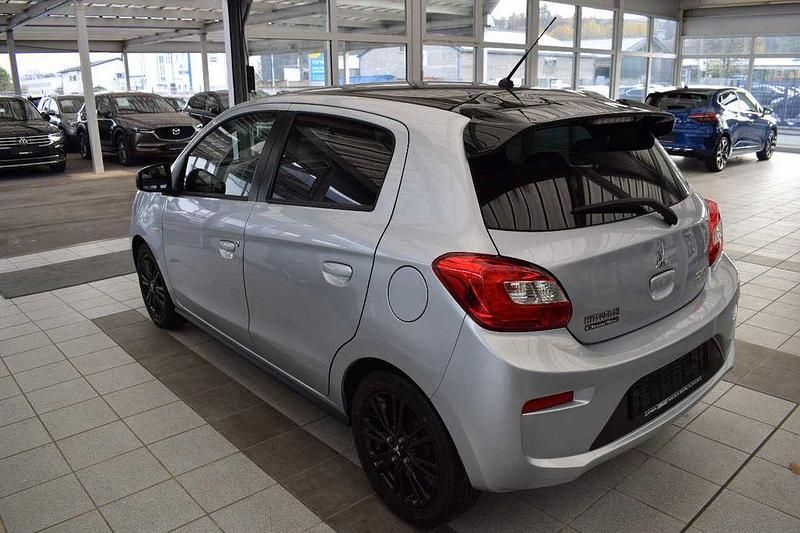 Gebraucht Mitsubishi Space Star Diamant Edition 80 PS (58 kW) 2020 Silber Limousine