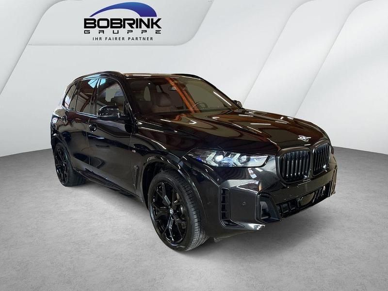 Gebraucht BMW X5 Performance 298 PS (219 kW) 2024 Schwarz SUV