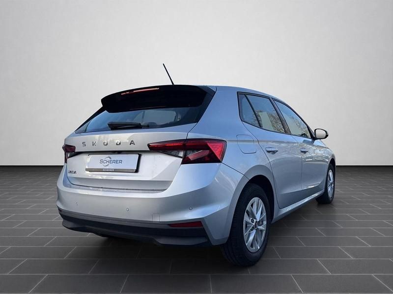 Gebraucht Skoda Fabia Selection 95 PS (69 kW) 2025 Brillantsilber metallic (metallic) Limousine