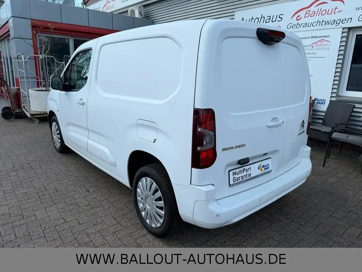 Gebraucht Citroën Berlingo 131 PS (96 kW) 2019 Weiß Van / Kleinbus