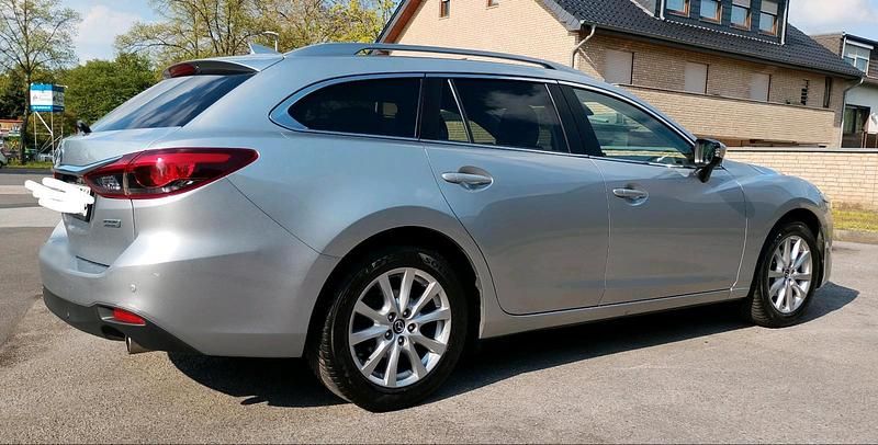 Usado Mazda 6 150 HP (110 kW) 2016 Prateado Carrinha