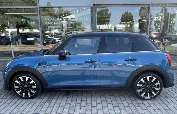 Gebraucht Mini Cooper Classic 136 PS (100 kW) 2023 Blau Kleinwagen