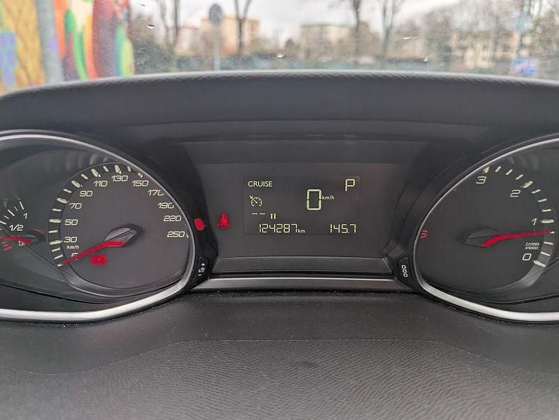 Gebraucht Peugeot 308 SW Active 131 PS (96 kW) 2019 Schwarz (schwarz (original)) Kombi